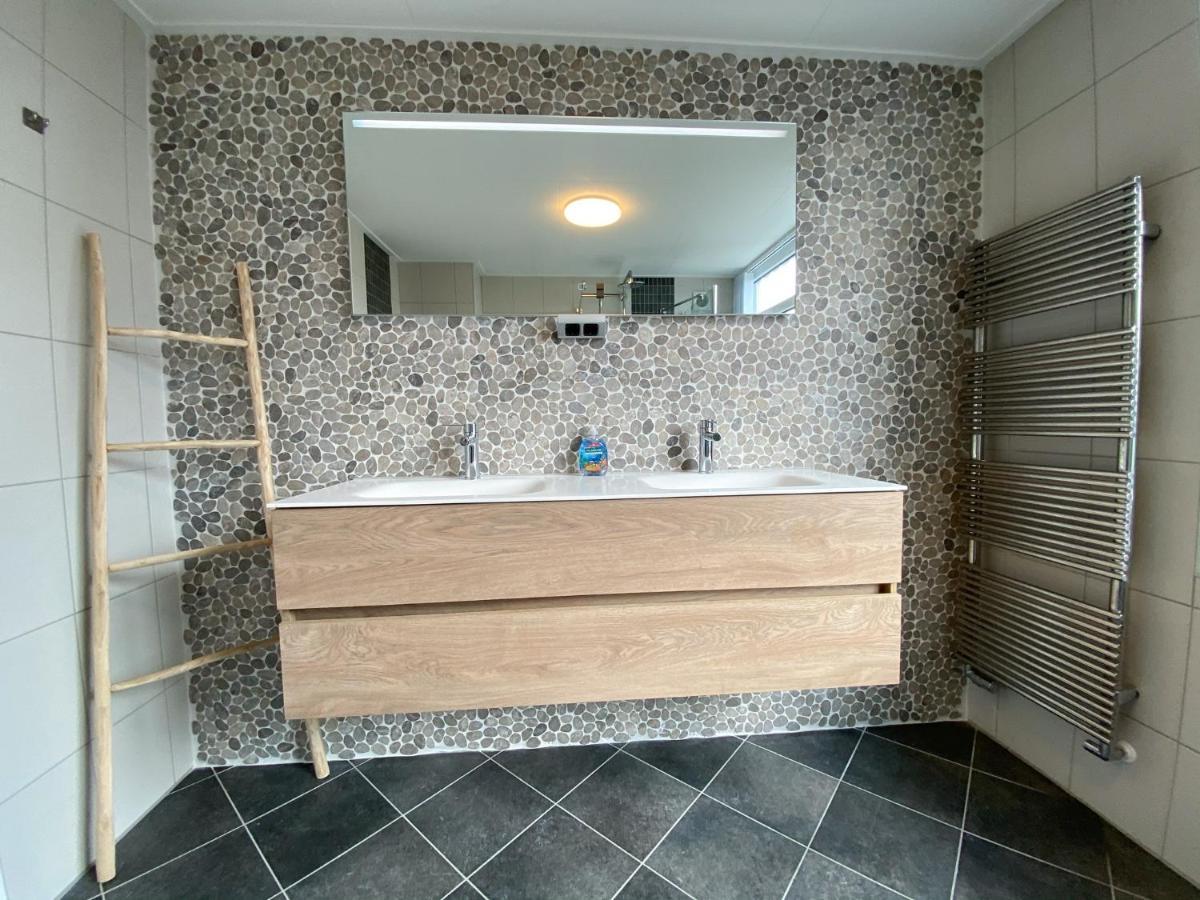 Beach House Makai - Family House With Finnish Sauna, 2 Bathrooms And Only Minutes From The Beach De Koog  Eksteriør billede